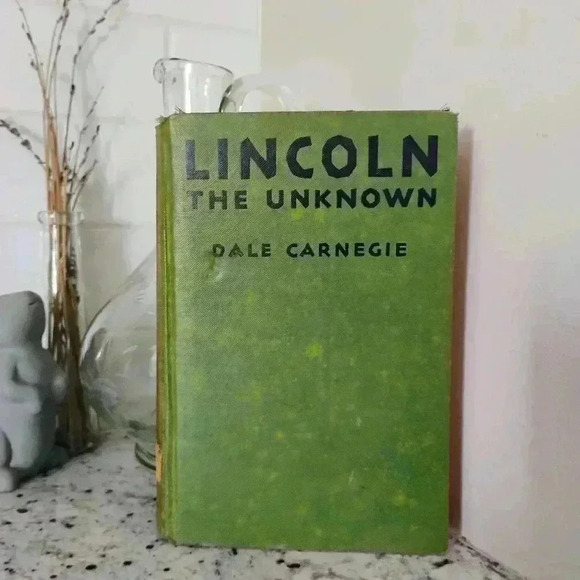 LINCOLN THE UNKNOWN VINTAGE Dale Carnegie Library Book Decor Green Farmhouse USA - Picture 1 of 8